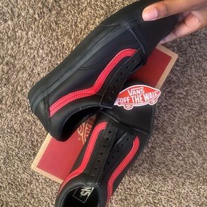 Vans Old Skool Pop Leather Lace-up Sneaker In Black/chili Pepper